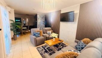 VENTA DE CASA DE UNA PLANTA CONDOMINIO JARDIN REAL, LA GUACIMA