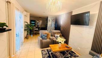 VENTA DE CASA DE UNA PLANTA CONDOMINIO JARDIN REAL, LA GUACIMA