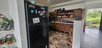 Venta propiedad con amplia zona verde San Isidro Heredia