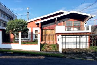 Bella Casa en el corazón del Este (Barrio Dent)