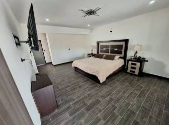 Great Opportunity Modern 2-Story House for Sale in Peraz Condominium, Tres Ríos