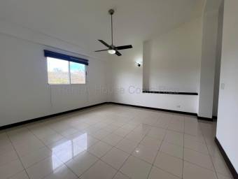 Venta de casa de lujo cerca del campo de golf en Lindora #26-1558 GS