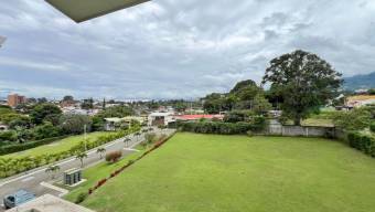 Venta de PENTHOUSE en San Rafael de Escazú. RAH 27-698