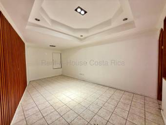 Se alquila local comercial en San Rafael Escazú 27-725
