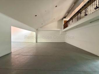Se alquila local comercial en San Rafael Escazú 27-725