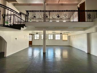 Se alquila local comercial en San Rafael Escazú 27-725