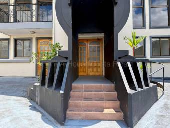 Se alquila local comercial en San Rafael Escazú 27-725