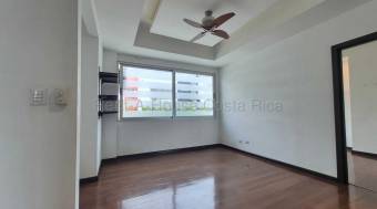 Se vende casa en Piedades Santa Ana 27-716