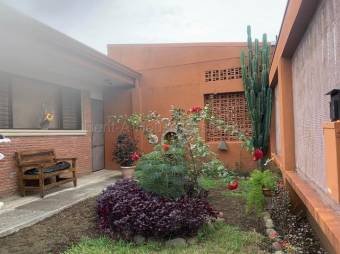 Venta de Casa en Pavas, San José. RAH 27-704