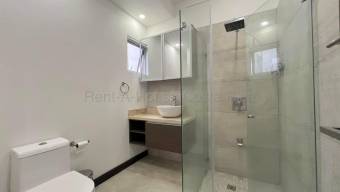 Venta de PENTHOUSE AMUEBLADO en San Rafael de Escazú. RAH 27-702