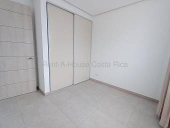 Se alquila casa en San Vicente Santo Domingo 27-465