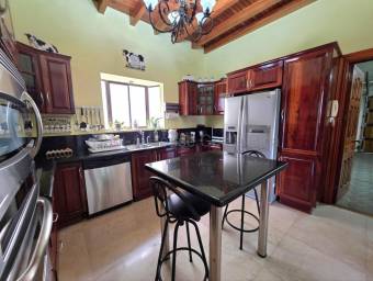 Venta de residencia de lujo con jacuzzi y sauna en Curridabat #27-97 GS