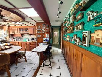 Casa esquinera con potencial de coliving en San José EN VENTA #27-145 GS