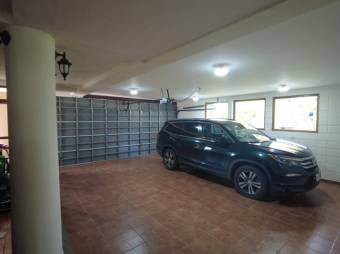 Venta de Excelente Casa en Vázquez de Coronado, San Isidro / Mls. 24-12 OFC JB