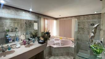 Venta de Cómoda y Espaciosa Casa en San Juan, Santa Bárbara, Heredia / Mls. 26-76 OFC JB