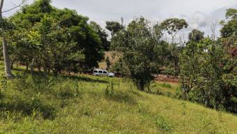 SE VENDE TERRENO LISTO PARA CONSTRUIR EN ZONA TRANQUILA Y DE CLIMA FRESCO