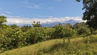 SE VENDE TERRENO LISTO PARA CONSTRUIR EN ZONA TRANQUILA Y DE CLIMA FRESCO