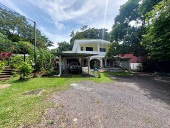 Se alquila casa en Ciudad Colón Mora 27-764