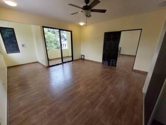 Se alquila casa en Ciudad Colón Mora 27-764