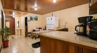 Se vende casa en Heredia Centro 27-356