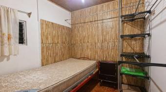 Se vende casa en Heredia Centro 27-356