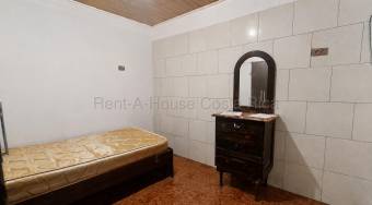 Se vende casa en Heredia Centro 27-356