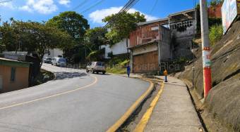 Se vende casa en Heredia Centro 27-356