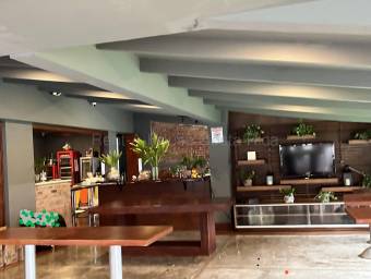 Venta de propiedad comercial ideal para restaurante y eventos #27-111 GS, $ 1,300,000, 5, San José, Santa Ana
