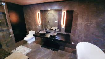 Venta de penthouse de lujo con vistas al Valle Central en Curridabat #25-2048 GS