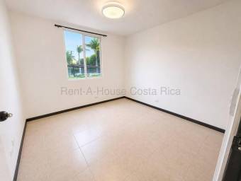 Se alquila apartamento en San Rafael Alajuela 27-393