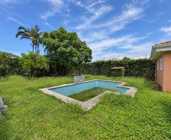 Casa de 1 planta en Lomas de Cariari, Heredia. Remate bancario.