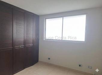 Se vende casa en Sabanilla Montes de Oca 27-778