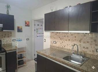Se vende casa en Sabanilla Montes de Oca 27-778