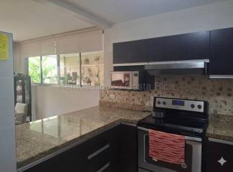 Se vende casa en Sabanilla Montes de Oca 27-778