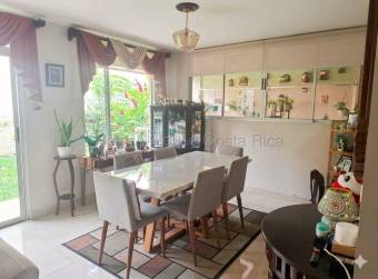 Se vende casa en Sabanilla Montes de Oca 27-778