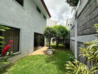 Venta de Casa en La Ribera de Belen. RAH 27-808