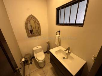Venta de Casa en La Ribera de Belen. RAH 27-808