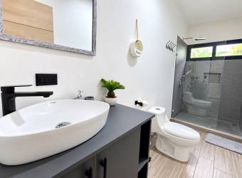 FURNISHED 3-BEDROOM HOME WITH PRIVATE POOL IN TAMARINDO