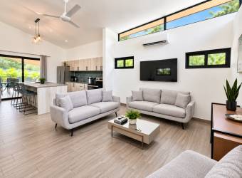FURNISHED 3-BEDROOM HOME WITH PRIVATE POOL IN TAMARINDO
