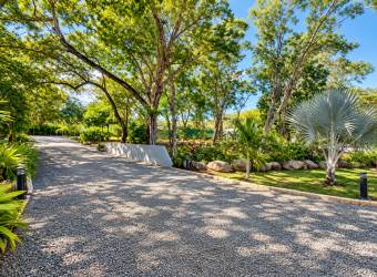 FURNISHED 3-BEDROOM HOME WITH PRIVATE POOL IN TAMARINDO