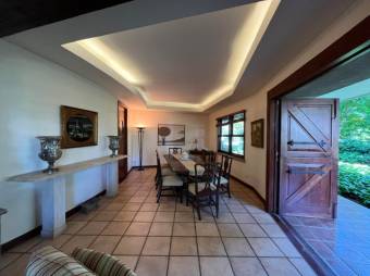 Venta de Estupenda Casa en Brasil, Santa Ana / Mls. 26-200 OFC JB
