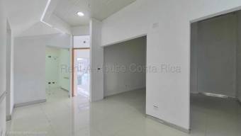 Venta de Moderno Local Comercial en Plaza Murano, Santa Ana / Mls. 26-2045 OFC JB, $ 780,000, 3, San José, Santa Ana