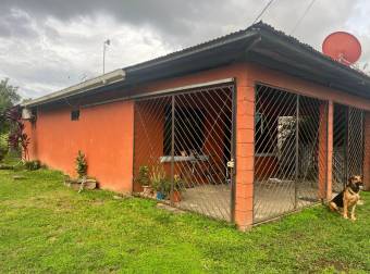 Se vende Casa y Lote