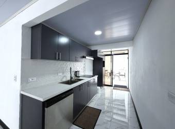 VENTA CASA DE UN NIVEL RENOVADA EN SABANILLA DE MONTES DE OCA CERCA DEL COLEGIO METODISTA 