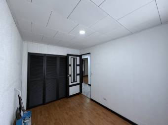 VENTA CASA DE UN NIVEL RENOVADA EN SABANILLA DE MONTES DE OCA CERCA DEL COLEGIO METODISTA 