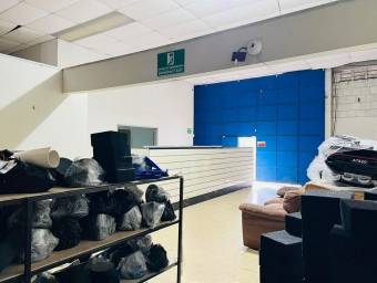 Venta de edificio comercial de gran escala en Guadalupe #26-1089 GS