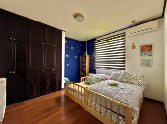 Venta de Encantadora Casa en Piedades, Santa Ana / Mls. 26-773 OFC JB