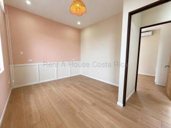 Venta de casa moderna en condominio Grecia #27-548 GS