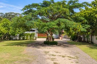 Casa vacacional con piscina privada cerca de Tamarindo Casa vacacional con piscina privada cerca de Tamarindo