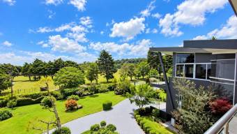 Venta de Casa de Lujo AMUEBLADA en San Rafael de Heredia. RAH 27-820